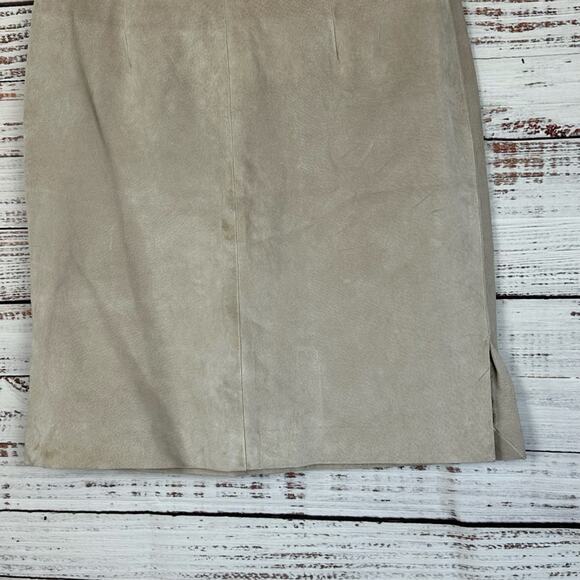 Womens VTG 90s Paul Harris Design Light Brown Tan Suede Leather Mini Skirt 8 - Picture 2 of 6